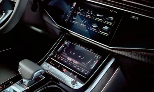 Audi Q8 – Displayschutz mit Pixsel Hybridglas